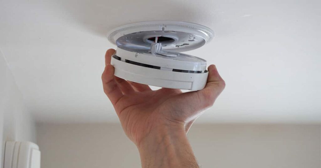 Optimiser la sécurité incendie à Cherbourg : l’audit indispensable pour votre entreprise